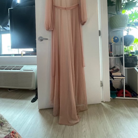 Excellent Condition Pink Chiffon Mesh Robe, Sz. Medium - Picture 9 of 12